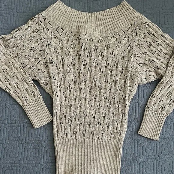 GUESS Gold Nomad Knit Sweater - Picture 2 of 4